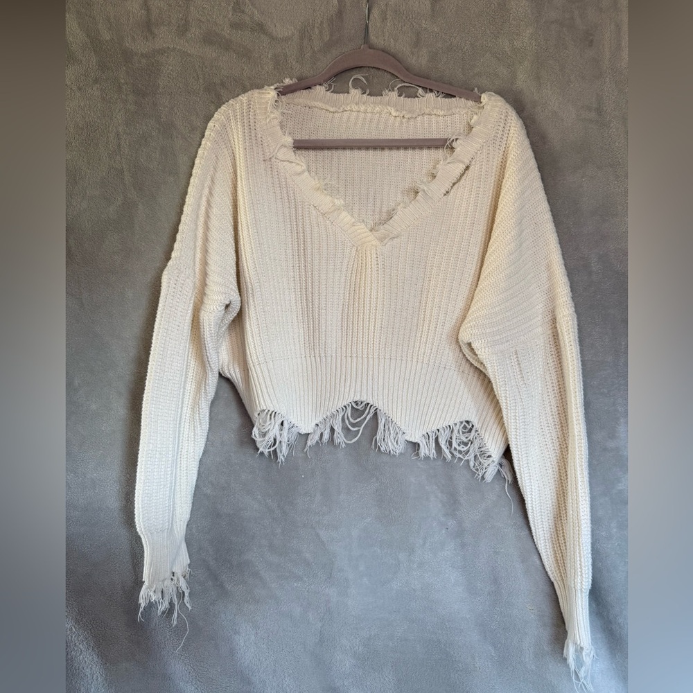 Frayed V-Neck Cream Sweater